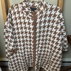 Women’s Preswick & Moore Zip Poncho Sweater, NWT